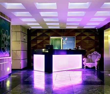 Avidon Art & Design Hotel
