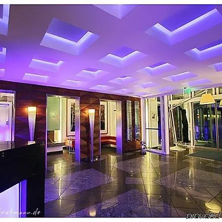 Avidon Art & Design 4*